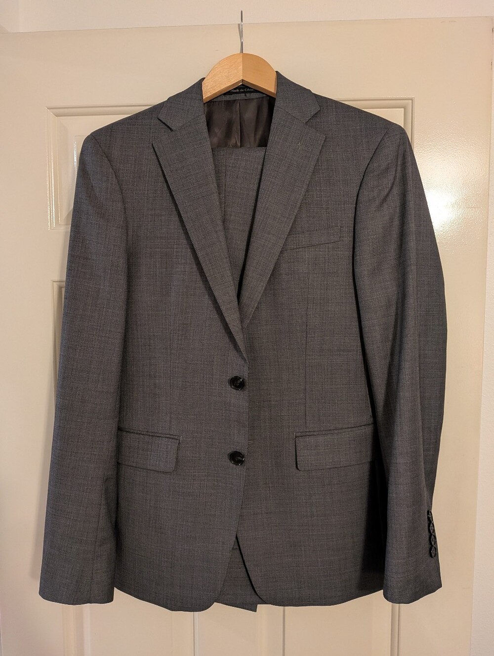 Calvin Klein Men's Gray Two-Button Suit